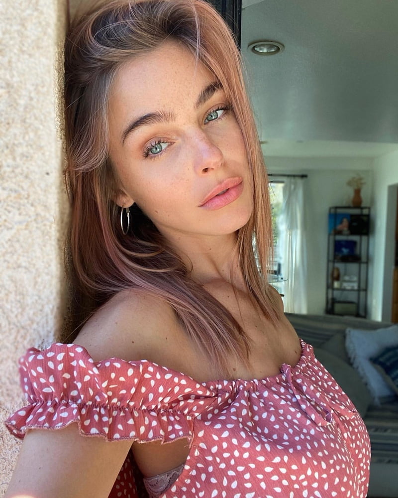 Elizabeth turner
 #91728236