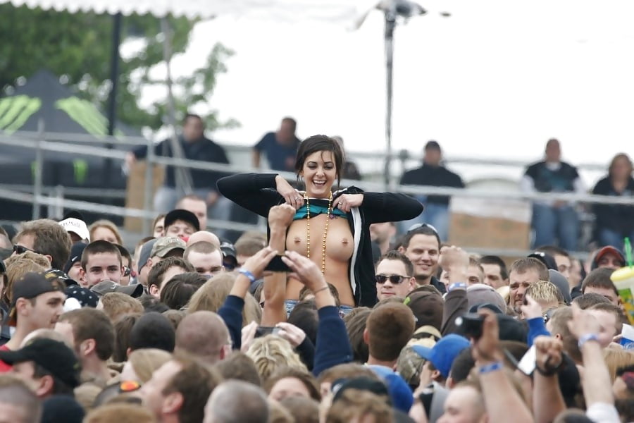 Flashing Tits #95342993