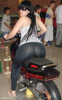 Gostosas nas ruas #92172070