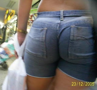 Gostosas nas ruas #92172104