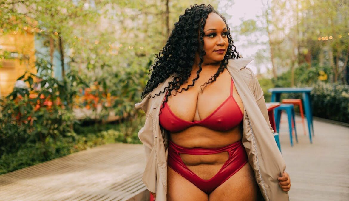 Faye Jackson desnuda #108324185