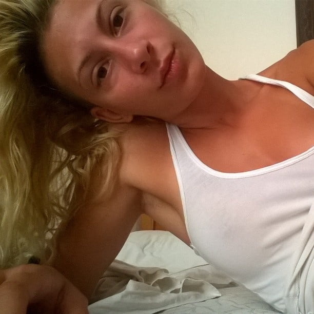 Serbische schöne heiße blonde skinny fitnes Mädchen jelena simic
 #105930285