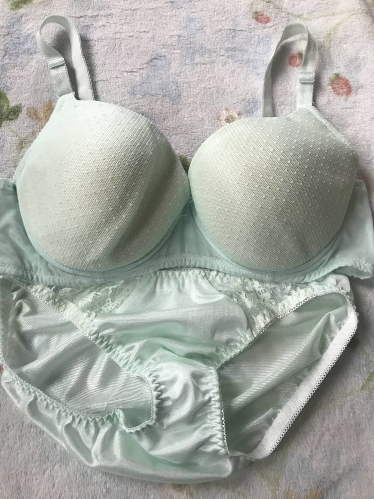 Reggiseno e mutandine set
 #96128019