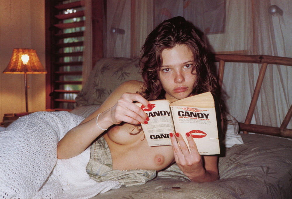 Wank Bank Pic Dump 23 - Topless Book Readers Special #95520062