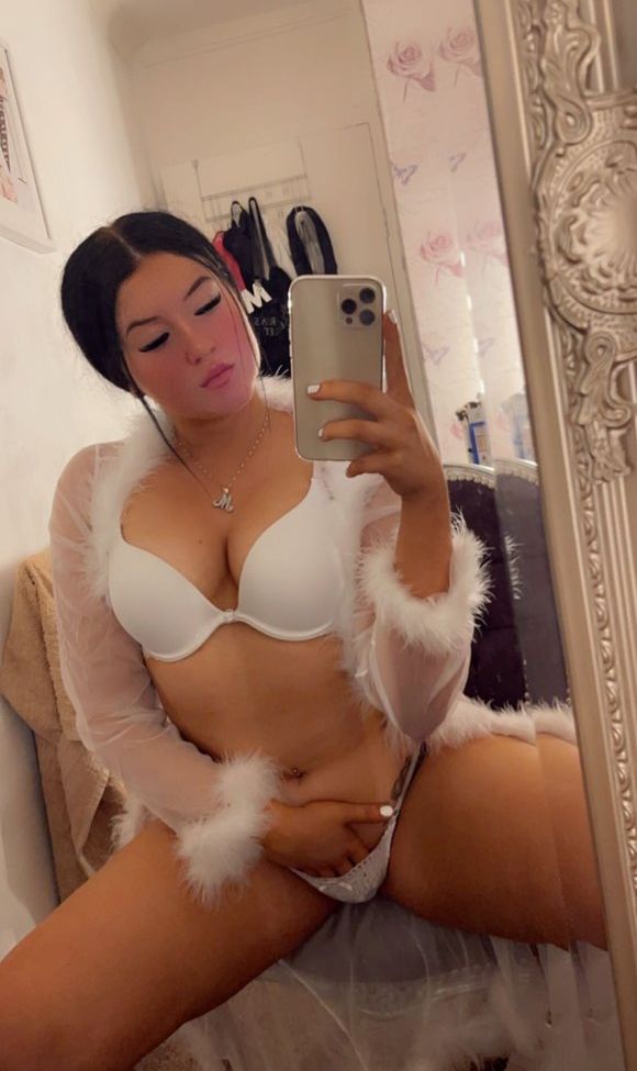 Megan Thorpe desnuda #108099059