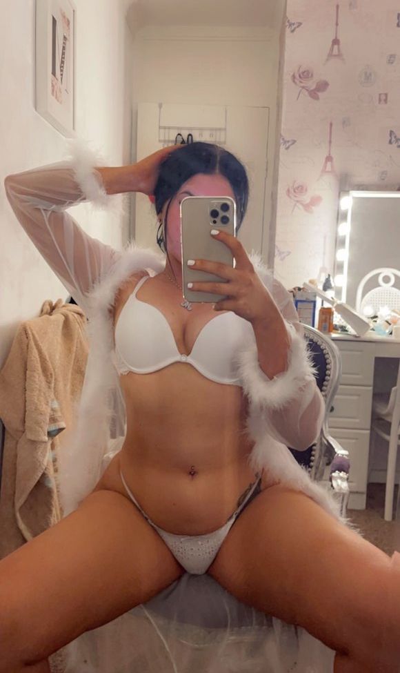 Megan Thorpe desnuda #108099069