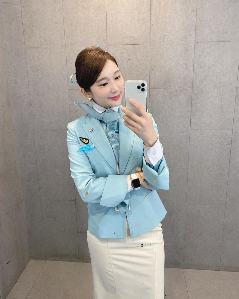 Korean air hostesses #100008427