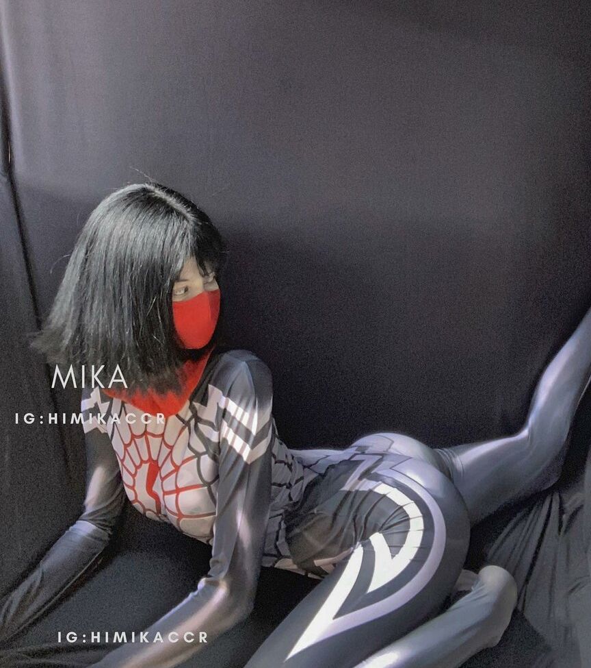 Vamp.car desnuda #108136690