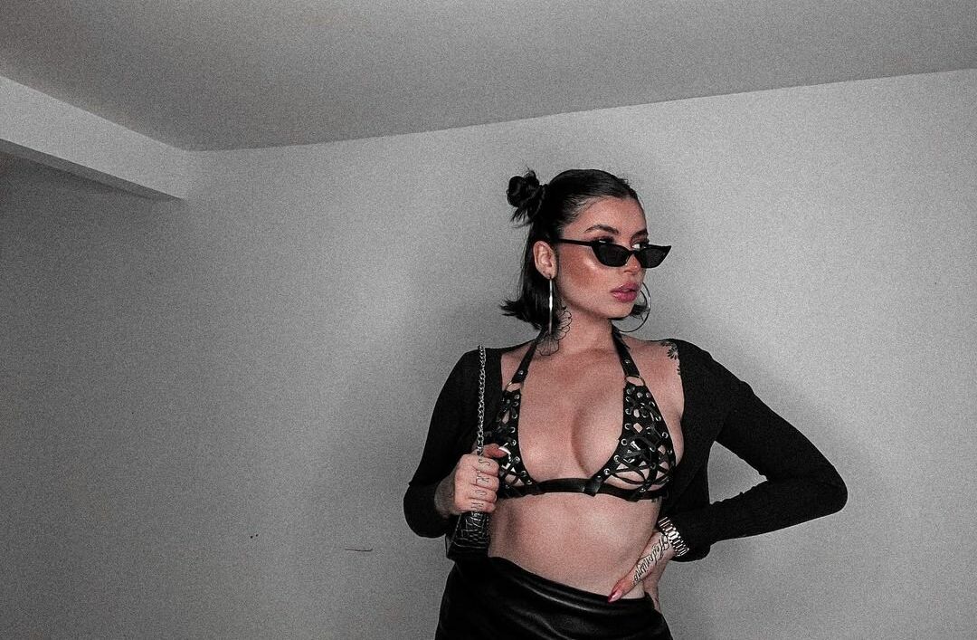 Alison Estrada desnuda #108061189