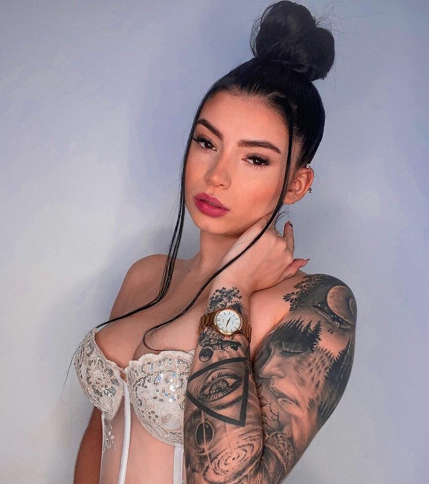 Alison Estrada desnuda #108061193