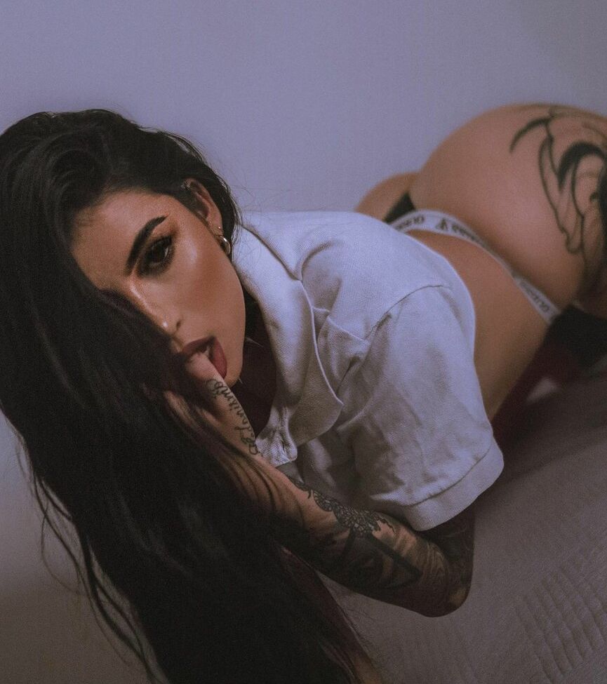 Alison Estrada desnuda #108061195