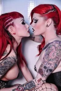 Famosas 1. shotzi blackheart
 #90344041