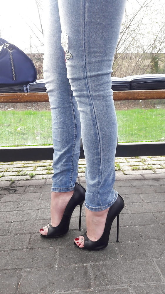 High Heel Himmel 2
 #96506009