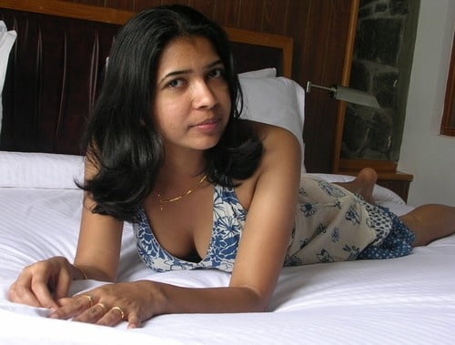 Threesome malayalee nude indian desi wife #91934061