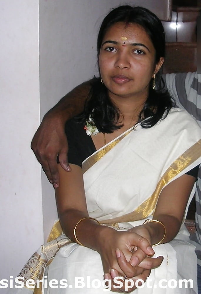 Threesome malayalee nackt indische desi Frau
 #91934115