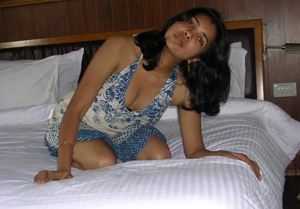 Threesome malayalee nackt indische desi Frau
 #91934578