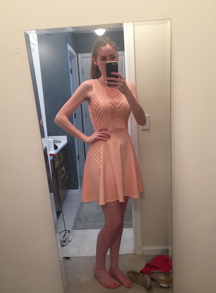 露出した妻たち 19
 #93493894