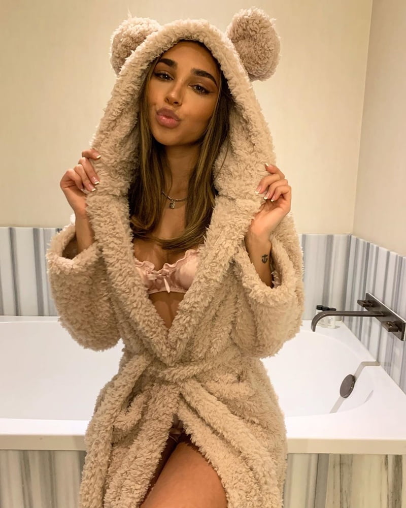 Chantel Jeffries (Ceejay) #89531988