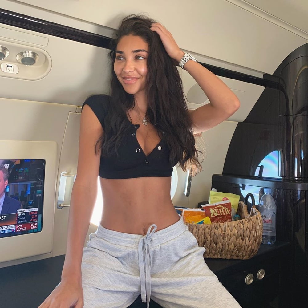 Chantel jeffries (ceejay)
 #89532073