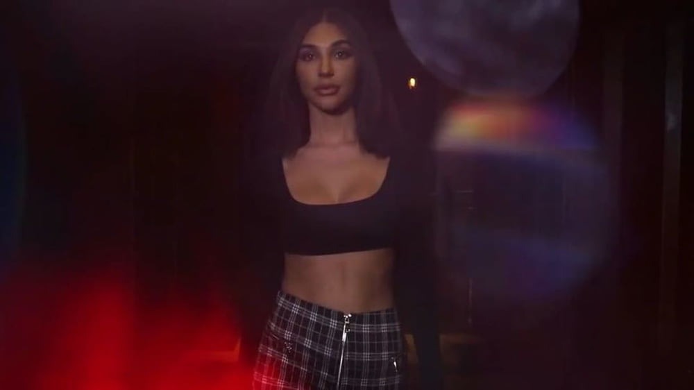 Chantel jeffries (ceejay)
 #89532172