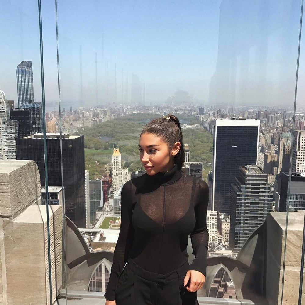 Chantel jeffries (ceejay)
 #89532351