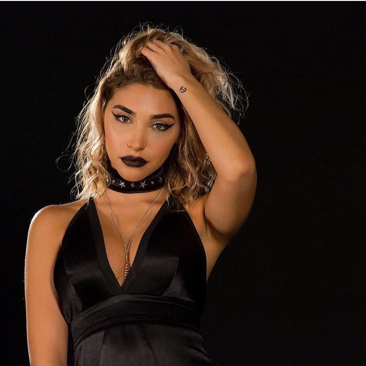 Chantel Jeffries (Ceejay) #89532380