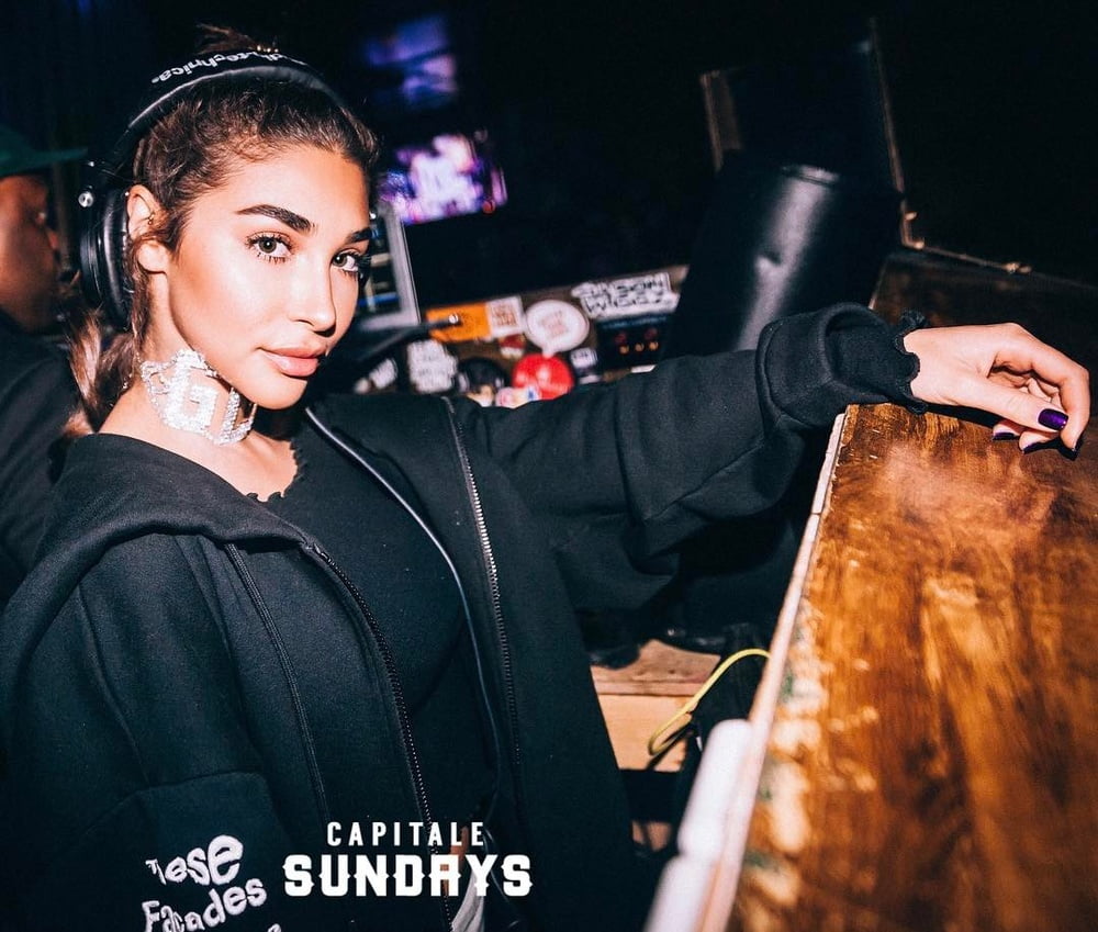 Chantel jeffries (ceejay)
 #89532463