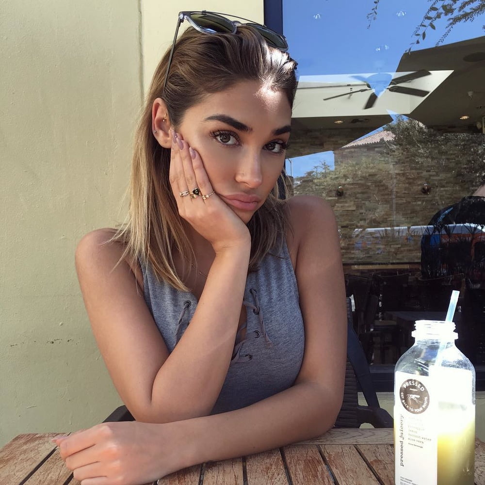 Chantel jeffries (ceejay)
 #89532701