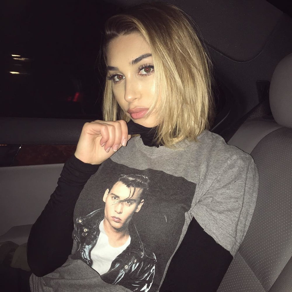 Chantel jeffries (ceejay)
 #89532742