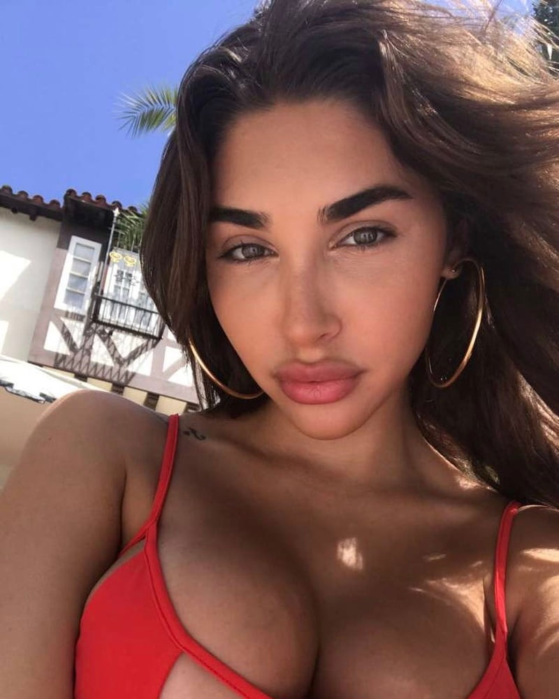 Chantel jeffries (ceejay)
 #89533022