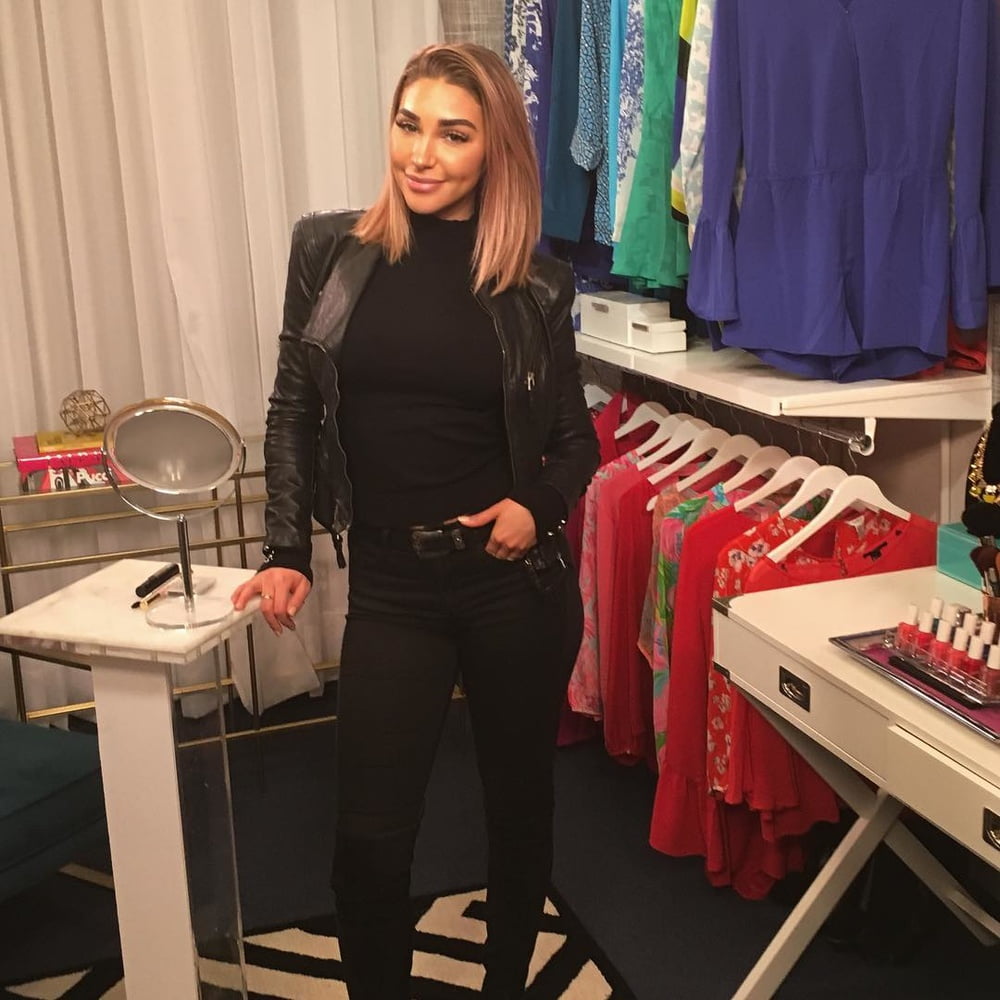 Chantel jeffries (ceejay)
 #89533332