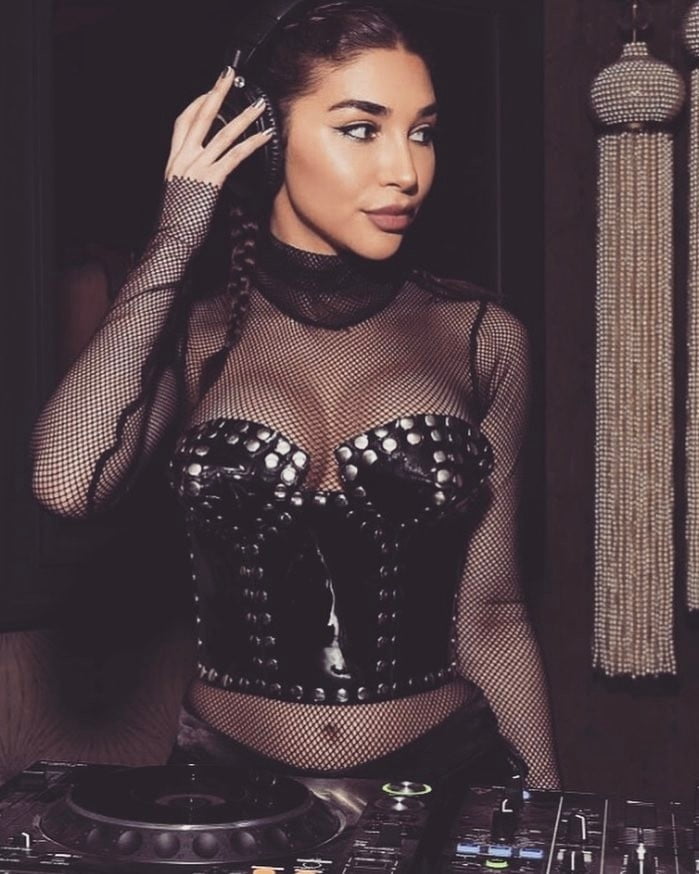 Chantel jeffries (ceejay)
 #89533368