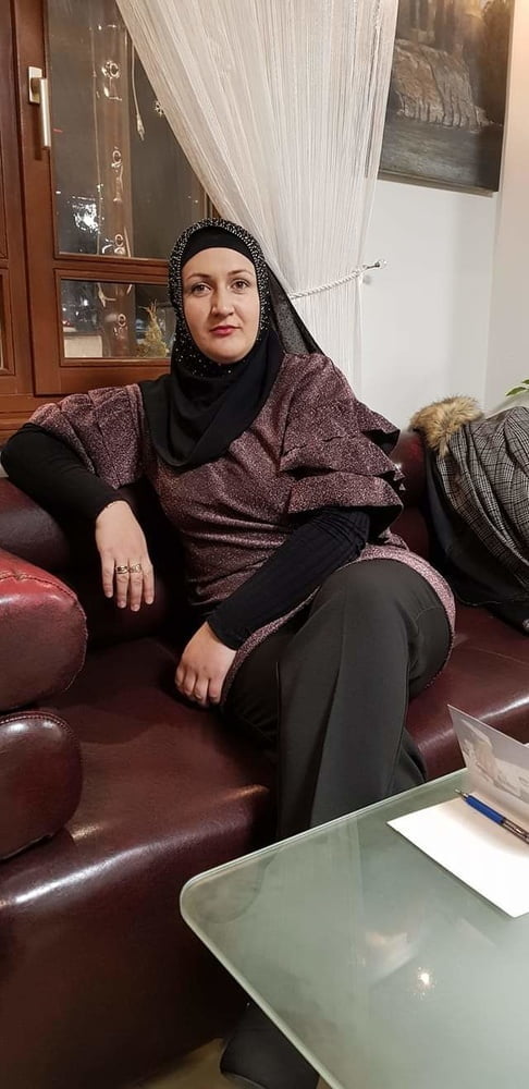 Turbanli fatme busty hijab slut
 #89173590