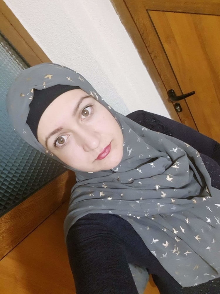 Turbanli fatme buste hijab slut
 #89173597