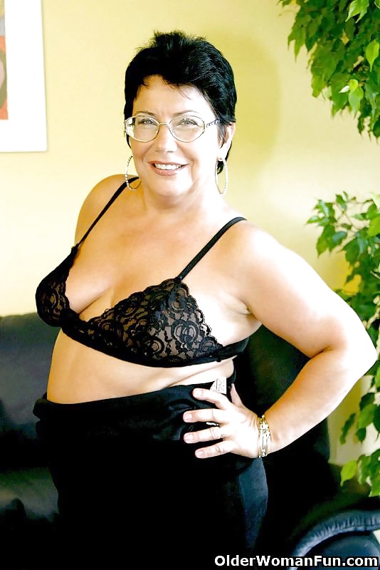 54 ans grand-mère lena de olderwomanfun
 #106764442