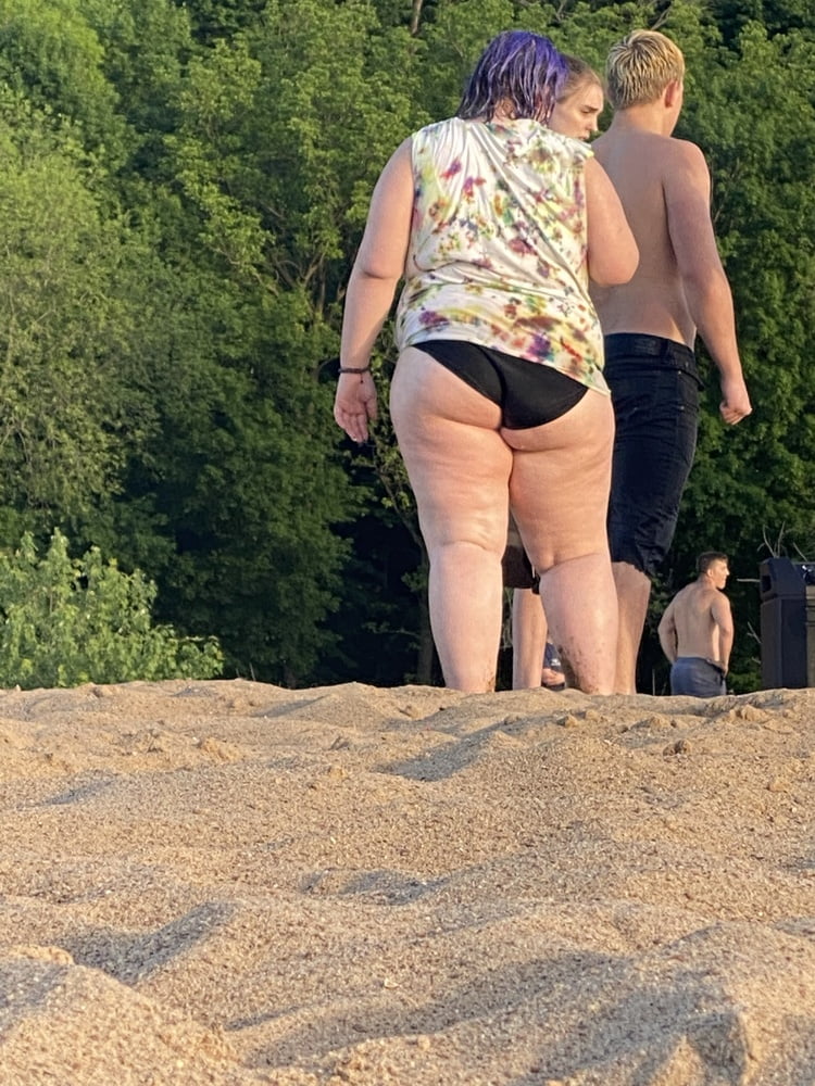 Bbw beach butt sighting
 #95295521