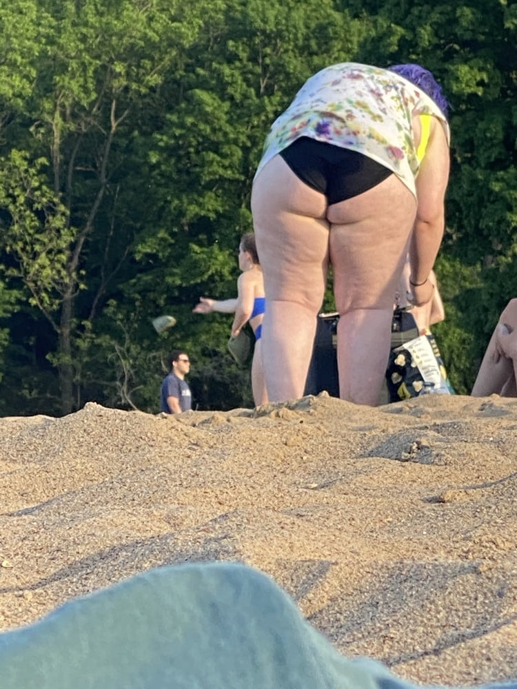 Bbw beach butt sighting
 #95295548