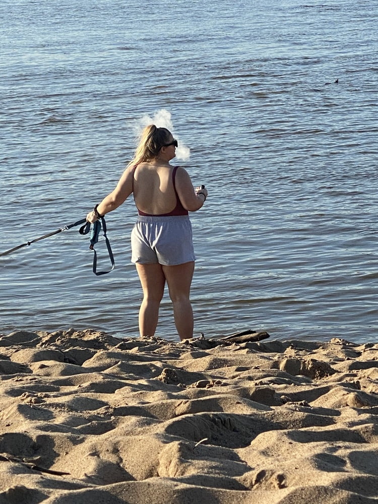 Bbw beach butt sighting
 #95295581