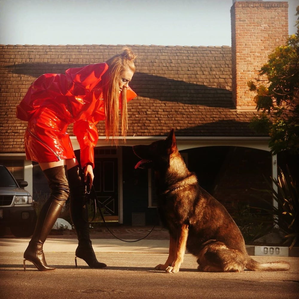 Stana katic
 #105010196