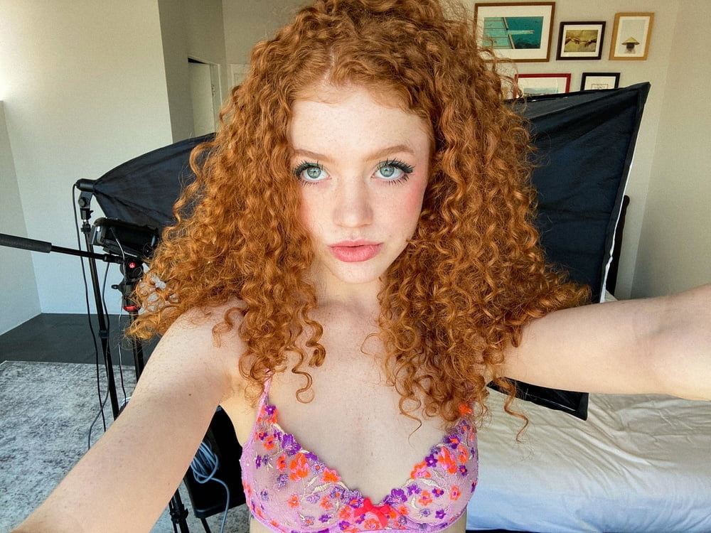 Caras de mi obsesión pelirroja 13
 #82658467