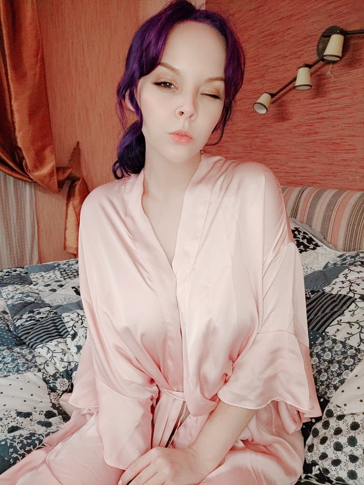 Dhm - septiembre 2019 selfies i
 #87472334