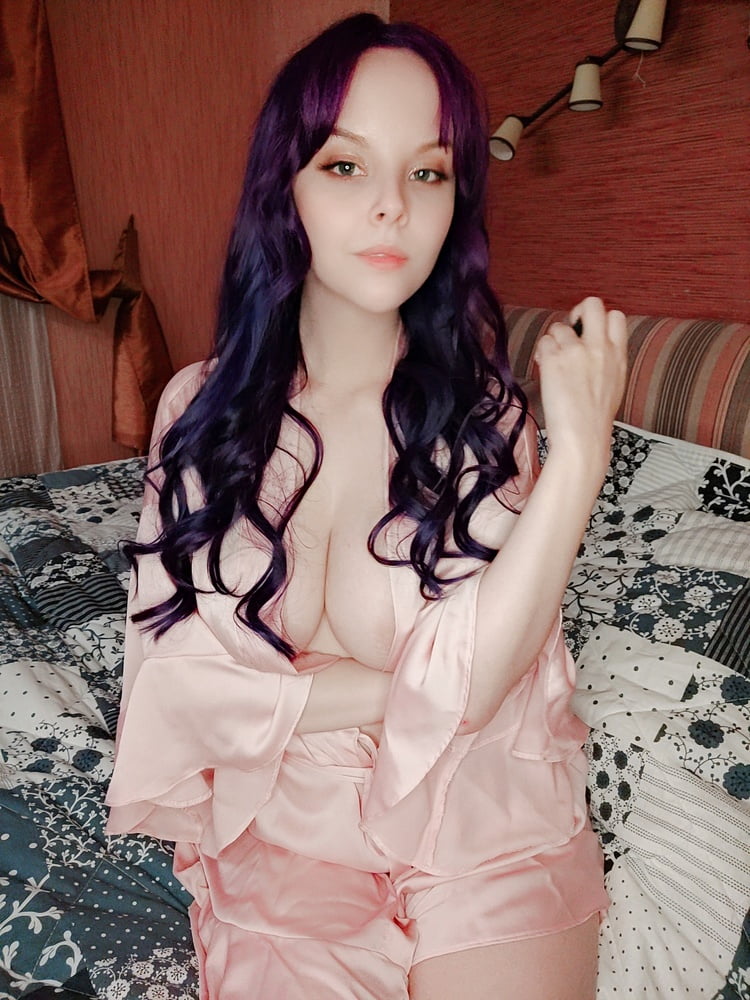 Dhm - septiembre 2019 selfies i
 #87472371