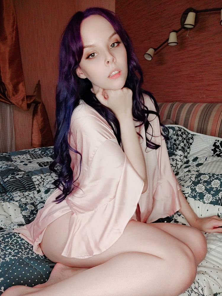Dhm - septiembre 2019 selfies i
 #87472419