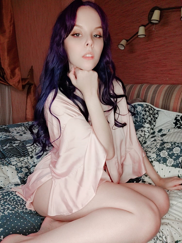 Dhm - septiembre 2019 selfies i
 #87472422