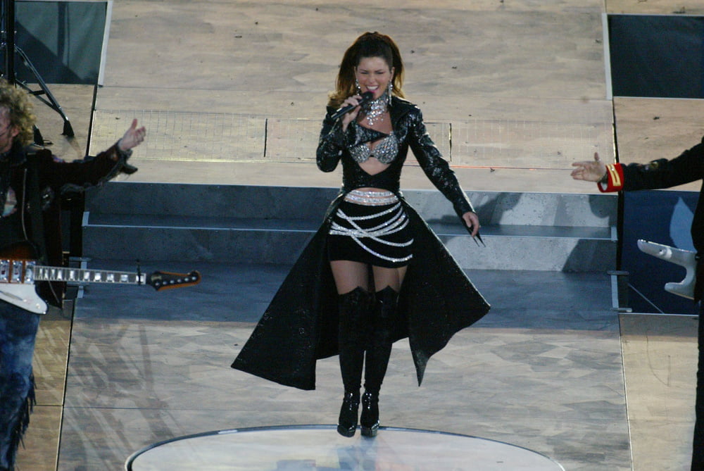 Shania twain in hot sexy clothes
 #97836860