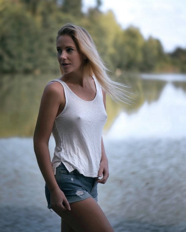 Braless hotties #101909022
