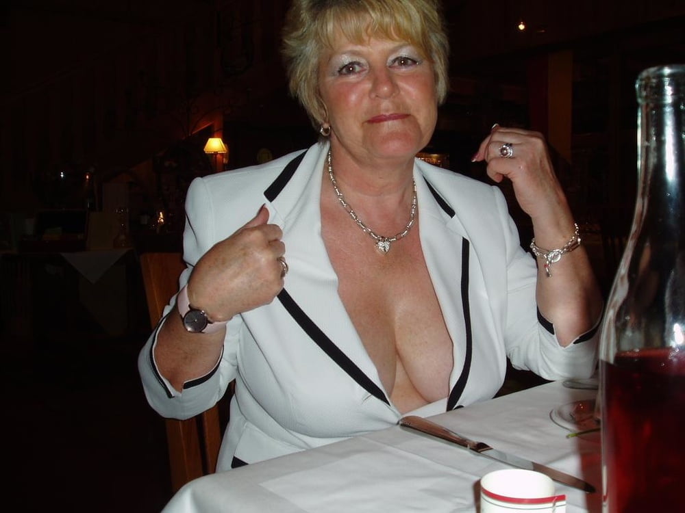 Heisse Maedchen 33 #81414289