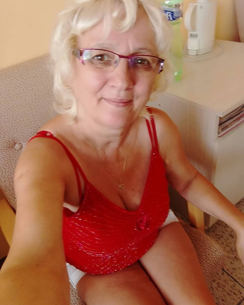 Algo un poco diferente ...respeto a todas las mujeres
 #102777174