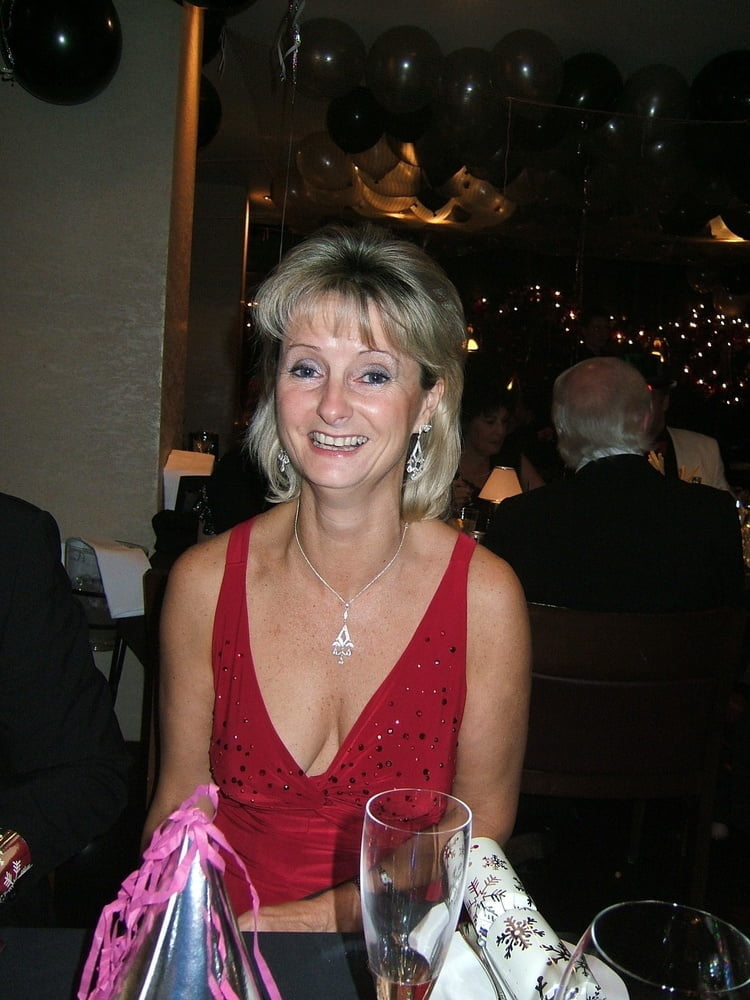 Algo un poco diferente ...respeto a todas las mujeres
 #102777203