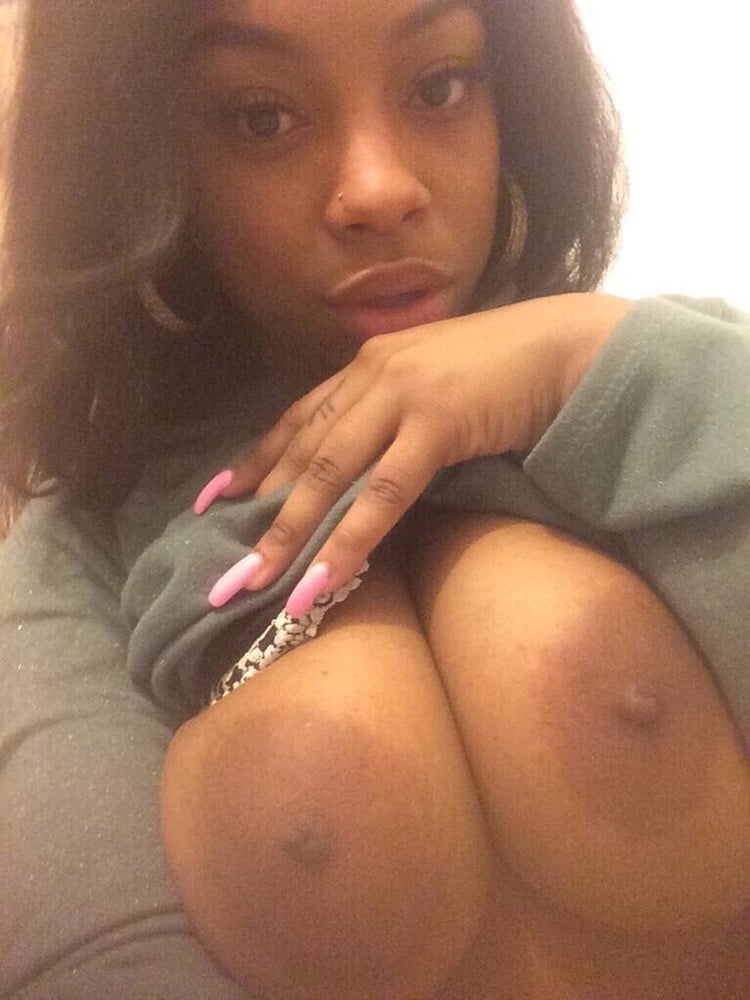 Chaudes en selfies vol.3
 #81745485